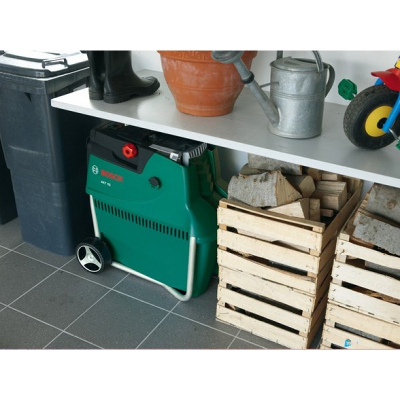 Makita UD2500 garden shredder 2500 W 67 L Blade