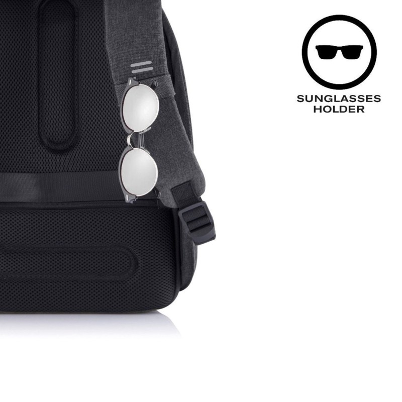 XD DESIGN ANTI-THEFT BACKPACK BOBBY HERO XL BLACK P/N: P705.711 XD DESIGN ANTI-THEFT BACKPACK BOBBY HERO XL BLACK P/N: P705.711