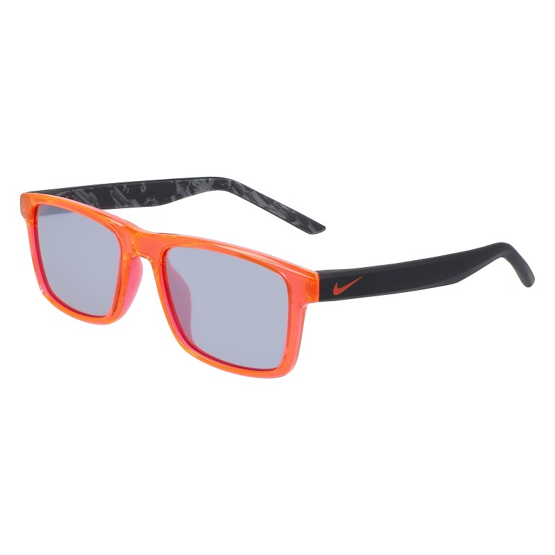 CHILDREN SUNGLASSES NIKE  CEERDZ738049 (Lens/Bridge/Temple) 49/16/130 mm)