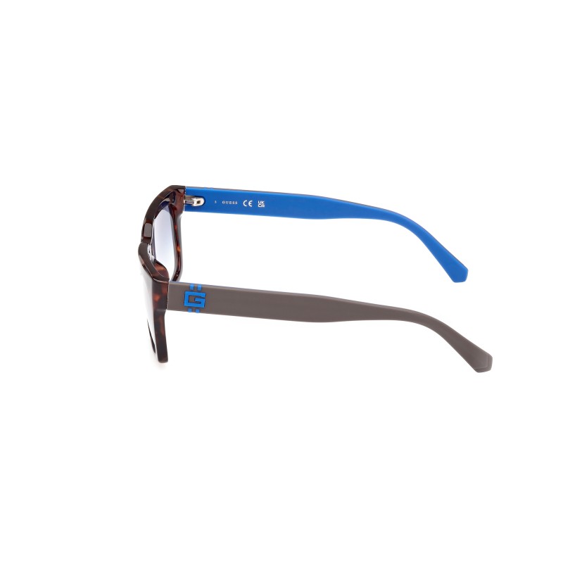 MAN SUNGLASSES GUESS GU00121-5652W (Lens/Bridge/Temple) 56/17/145 mm) MAN SUNGLASSES GUESS GU00121-5652W (Lens/Bridge/Temple) 56/17/145 mm)