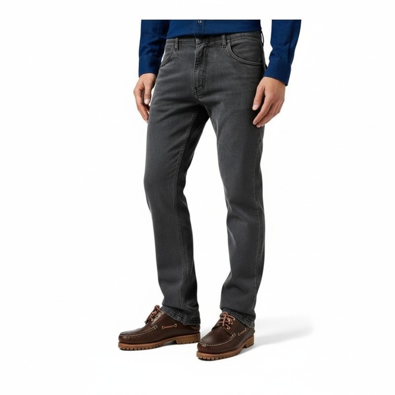 Wrangler Greensboro Whispered Wash Straight Jeans Grey