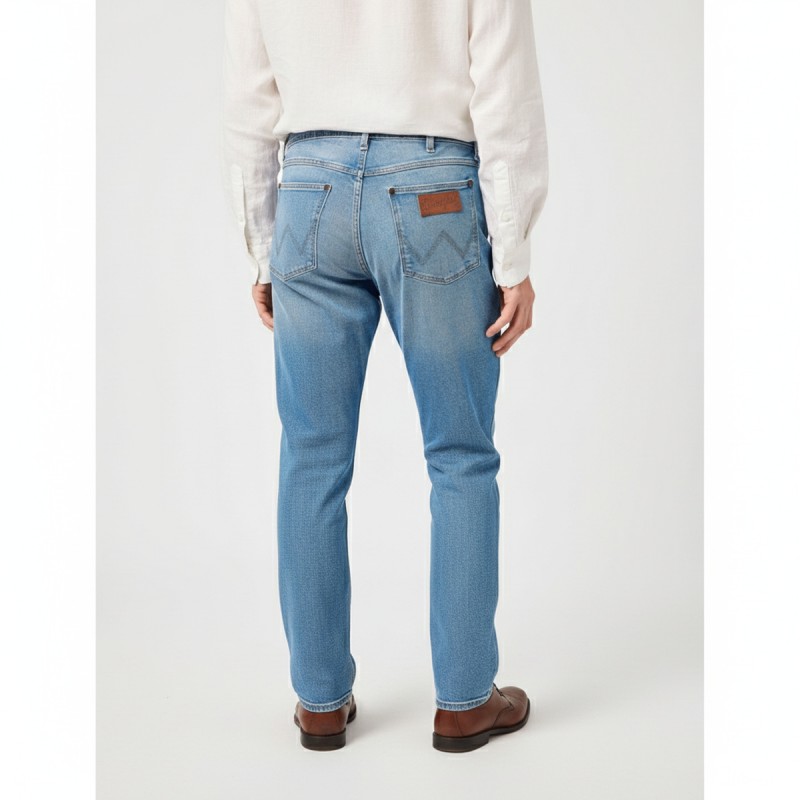 Wrangler Greensboro Straight Jeans Light Blue